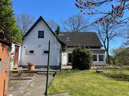 Gepflegtes Einfamilienhaus mit großem Garten und Garage - Bremen