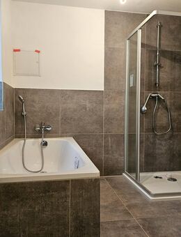 neue teilsanierte große Wohnung in ruhiger Wohnanlage - Welzow