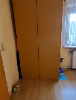 Kleiderschrank schmal - Kassel Forstfeld