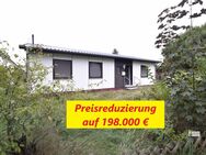 2 Häuser auf einem Grundstück + 2 Garagen allerdings mit Handwerkerbedarf und ohne Küchen - Süstedt