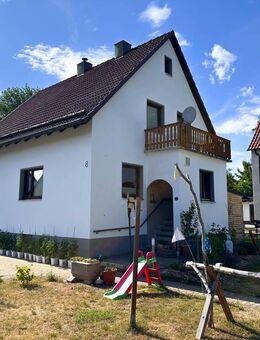 Vielseitiges Ein- bis Zweifamilienhaus mit großem Garten in Lautertal - Lautertal
