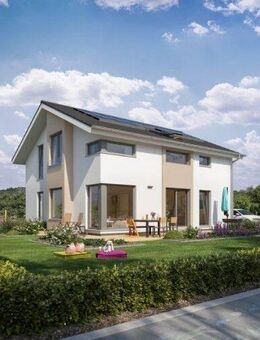 Wohnen, wie du es dir wünschst! - Stadtvilla von LivingHaus inkl. Grundstück - Brand-Erbisdorf