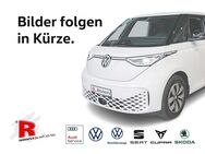 VW T7 Multivan, 2.0 l TDI Multivan Style KÜ rie, Jahr 2022 - Rellingen
