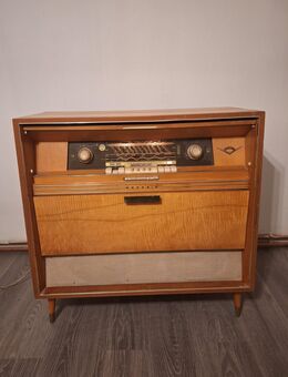 Altes Radio Grundig /Schrank aus den 60ern - Arenrath