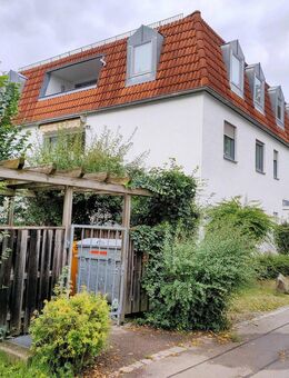 Provisionsfreie 2-Zimmer-Terrassenwohnung mit Garten und Einbauküche - Augsburg