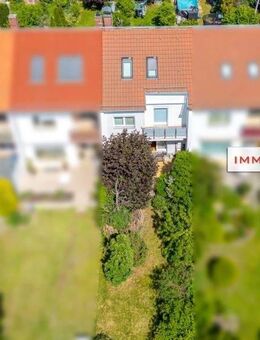 IMMOBERLIN.DE - Top-Familienlage: Komfortables Reihenhaus mit Südwestgarten - Berlin