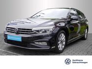 VW Passat Variant, R-Line Elegance, Jahr 2022 - Lahr (Schwarzwald)