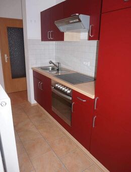 Inkl.Einbauküche / Balkon / frei ab 1.5.26 / komplett zum Innenhof ! - Chemnitz