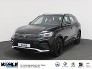 VW Tiguan, R-Line R-Line IQ Light & Drive, Jahr 2022 - Wunstorf