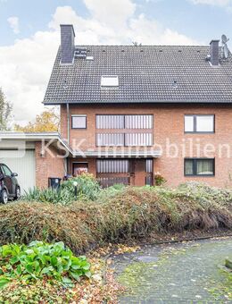 Freistehendes Zweifamilienhaus mit viel Platz und großem Garten. - Brühl (Nordrhein-Westfalen)