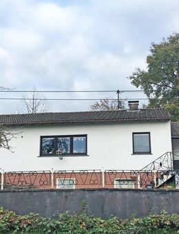 Bungalow mit Blick auf den eigenen Baum - Hennef (Sieg)