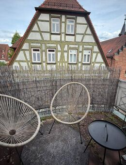 **Maisonette-Dachgeschosswohnung in attraktiver Innenstadtlage von Gelnhausen** - Gelnhausen