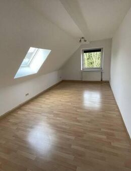 Charmante 2 ZKB DG-Wohnung - Kirchlengern