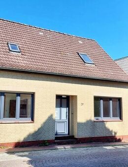 Geräumiges Einfamilienhaus mit Charm im Herzen von Meldorf - Meldorf