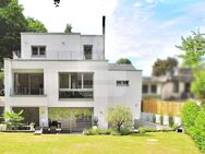 Exklusiv & Selten - Moderne Stadtvilla in ruhiger, begehrter Grünlage. - Bergisch Gladbach