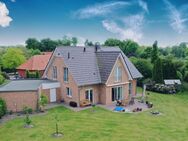 Landhaus mit Kapitänsgiebel in Roffhausen - Schortens