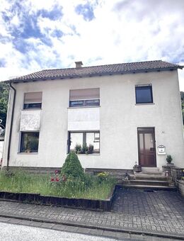 KL-Hohenecken - Freistehendes Ein-/Zweifamilienhaus mit Garage und PKW-Stellplätzen - Kaiserslautern