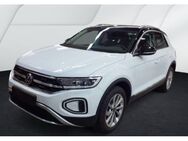 VW T-Roc, 1.5 TSI Style App, Jahr 2024 - Hannover