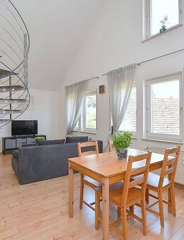 Tolle, modern möblierte Maisonette Wohnung in Filderstadt Plattenhardt - Filderstadt