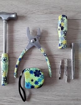 5-teiliges Werkzeug-Set mit schicken Griffen (als Weihnachtsgeschenk?) - Lemgo