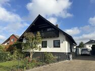 Schönes Zweifamilienhaus in sehr guter Lage mit Loggia, Kamin und Garten - Bad Oeynhausen