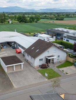 Vielseitiges Gewerbeareal mit Wohnhaus in Bahlingen - Drei Hallen im attraktiven Mischgebiet - Bahlingen (Kaiserstuhl)