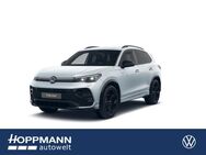 VW Tiguan, 2.0 l TDI R-Line, Jahr 2022 - Haiger