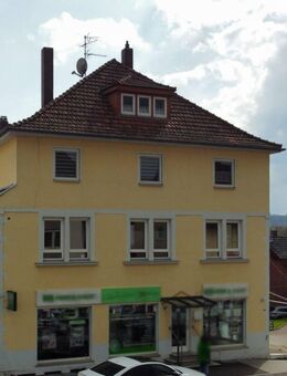Kapitalanlage mit Perspektive: Modernisiertes Mehrfamilienhaus in Rödental - Rödental
