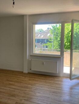 ** Wir modernisieren umfangreich und hochwertig für Sie ** - Essen