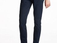 LINDBERGH Chinohose (2-tlg) mit Gürtel und Stretch