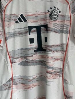 FC BAYERN MÜNCHEN Heim-Trikot 24/25 neu Müller - Krefeld Zentrum
