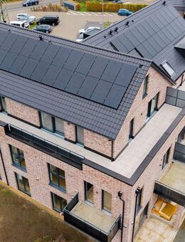 Großzügiges Luxus-Dachgeschoss mit großer Terrasse. ca 200 m² Wohn- und Nutzfläche - Seevetal