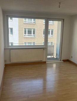 Helle 3-Zimmer-Wohnung mit Balkon in Mainz - Mainz