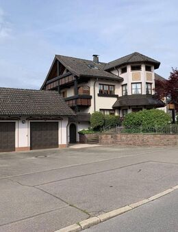 Zweifamilienhaus inmitten des malerischen Ortskern von Loßburg! - Loßburg
