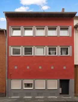 Attraktives Mehrfamilienhaus im Zentrum von Euskirchen mit 6 Wohneinheiten - Euskirchen