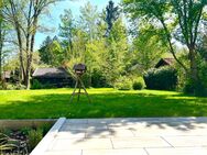 **Stilvolle Doppelhaushälfte** mit luxuriöser Ausstattung, großem Garten und idyllischer Seenähe - Utting (Ammersee)