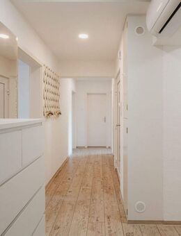 Großzügige 4-Zimmer-Wohnung mit Balkon und Carport - ideal für Familien - Ludwigshafen (Rhein)