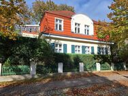 Villa/ 3-Familien-Haus mit Garten und Bunker kurz vor der Insel Usedom - Wolgast