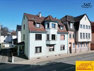 Raum für Ihre Zukunft: Vielseitiges Mehrfamilienhaus für Mehrgenerationenwohnen oder Kapitalanleger! - Arnsberg