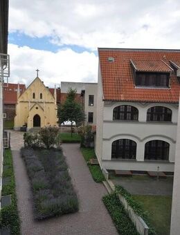 Individuelle, helle 3 Raumwohnung mit Tageslichtbad - Stralsund