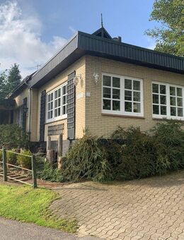 TOP ANGEBOT!Exklusives Juwel mit einmaliger Lage direkt an der Süderelbe Schifffahrtsweg/3.300m2 Grd - Wischhafen