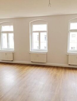 +++ Wunderschöne 3-Zimmer-Wohnung mit Balkon und 2 Bädern +++ - Chemnitz