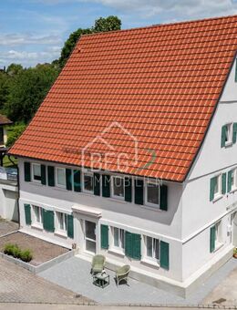 Familientraum: Einfamilienhaus mit zwei Einliegerwohnungen und großem Garten - Bühlertann
