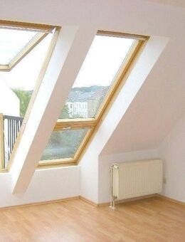 !! 2 Eigentumswohnungen in einer Wohnanlage, je 2-Zimmer mit Aufzug und Tiefgaragenstellplatz !! - Chemnitz