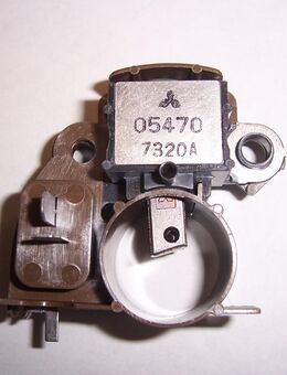MD611032 Spannungsregler Lima Colt/Lancer/Galant/Space Wagon - Hannover Vahrenwald-List