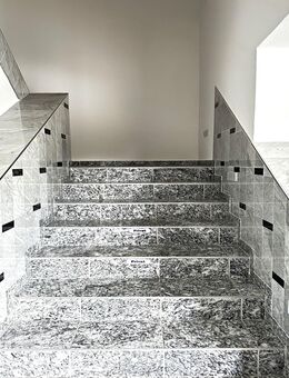 Einfamilienhaus mit Dachstudio und Praxiseinheit – ideal für Eigennutzer & Investoren! - Bad Füssing