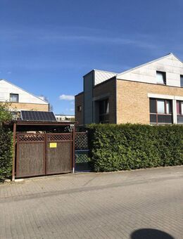 5-Zimmer-Doppelhaushälfte in Traumlage Potsdam Groß Glienicke - Potsdam