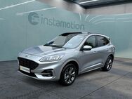 Ford Kuga, 2.5 Duratec, Jahr 2022 - München