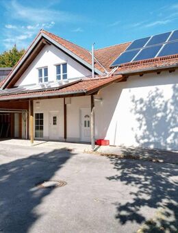 Vielseitige Doppelhaushälfte mit Gewerbeeinheit im Markt Waal- Wohnkomfort trifft Unternehmergeist - Waal