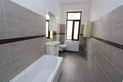 Objekt-Nr.: 3424 - Große bezugsfreie 3,5-Zimmer-ETW mit Balkon, Bad mit Wanne, Gäste-WC mit Dusche zentrumsnah in Plauen